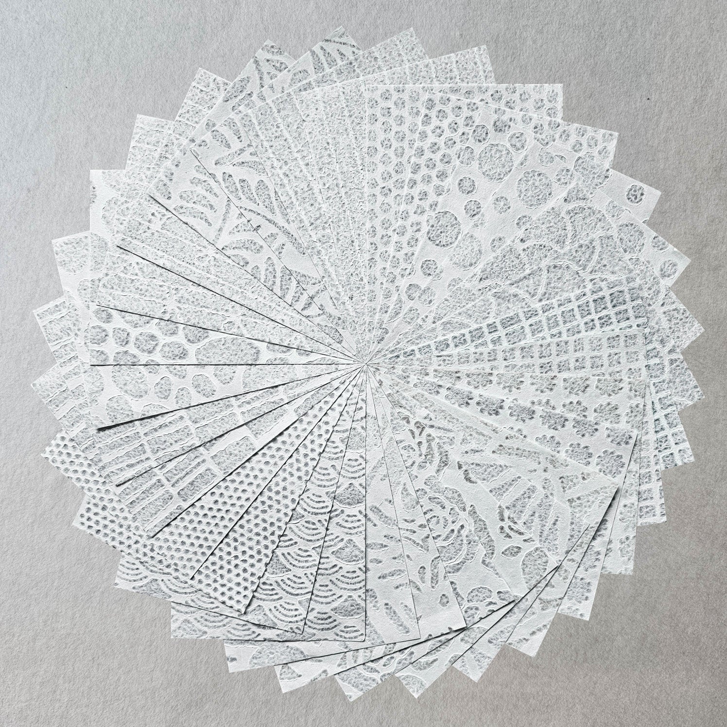 A4 Handmade Lace Kozo Paper Pack (30 sheets, 15 designs) - Image 3