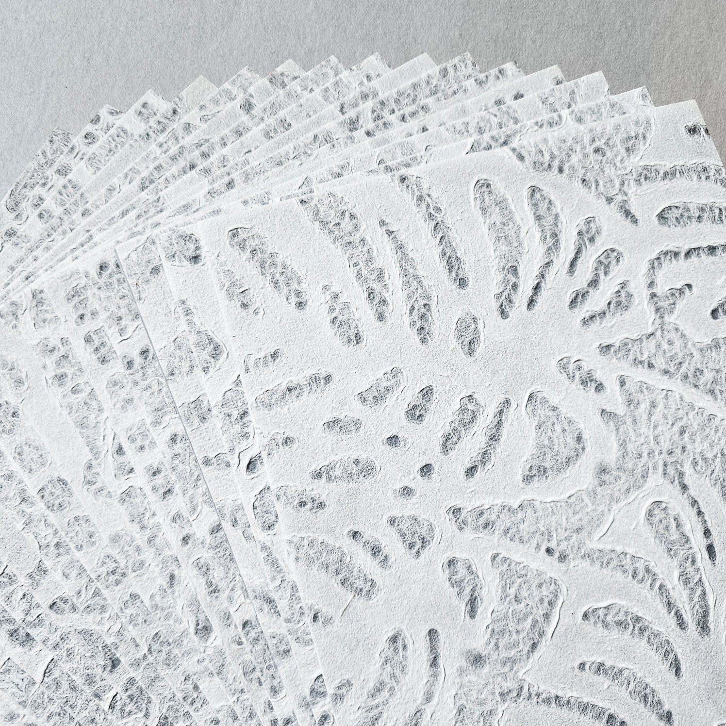 A4 Handmade Lace Kozo Paper Pack (30 sheets, 15 designs) - Image 4
