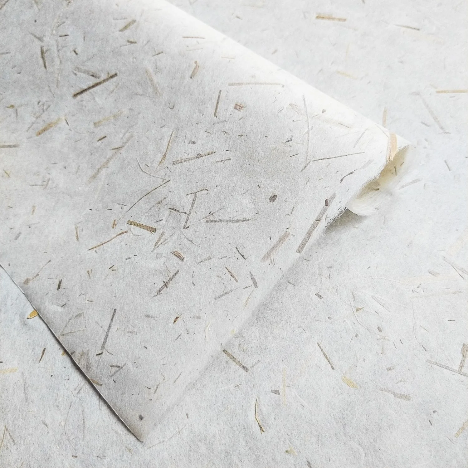 Rice Straw Confetti Kozo Paper - Image 4